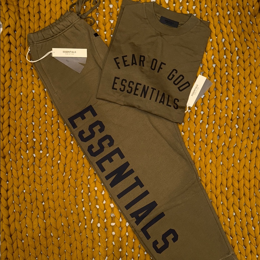 Fear of God Essentials Olive Set